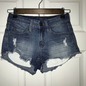 SUPER CUTE DENIM SHORTS